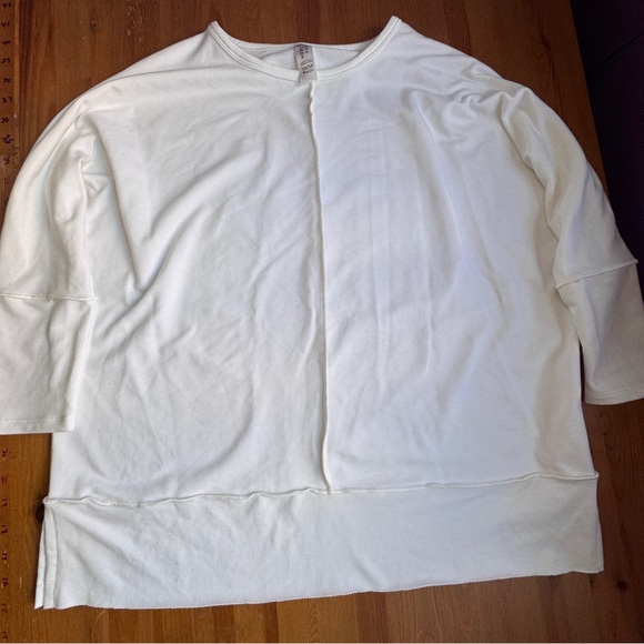 Spanx sweatshirt size small - Picture 10 of 13